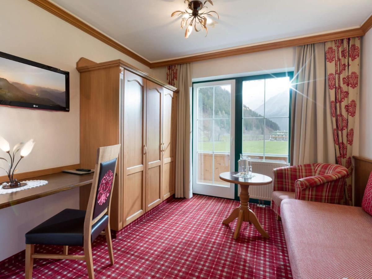 Ferienhof Oblasser Mayrhofen Exterior foto